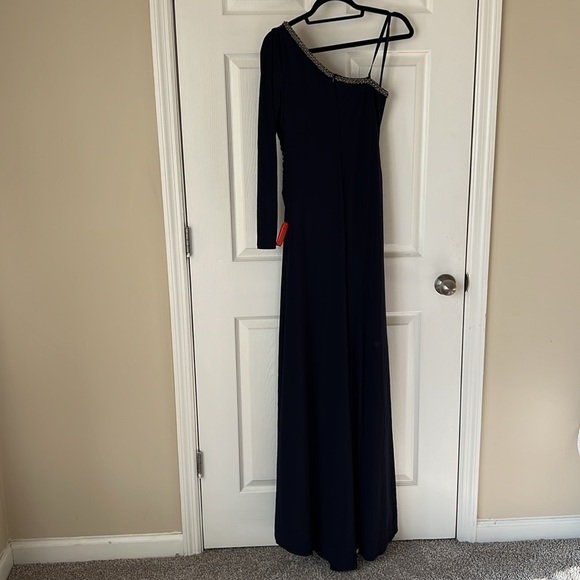 Ieena for Mac Duggal Draped One Sleeve Jersey Gown in Midnight Size 4 - Picture 11 of 12
